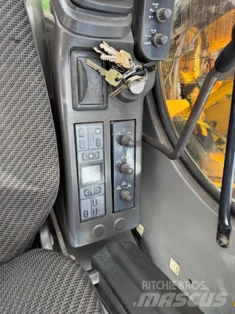 Hitachi ZX 130 W Bagri na kolesih