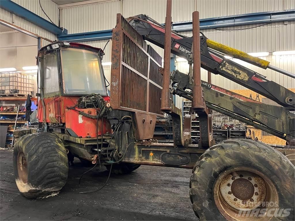 Valmet 860 Forwarderji