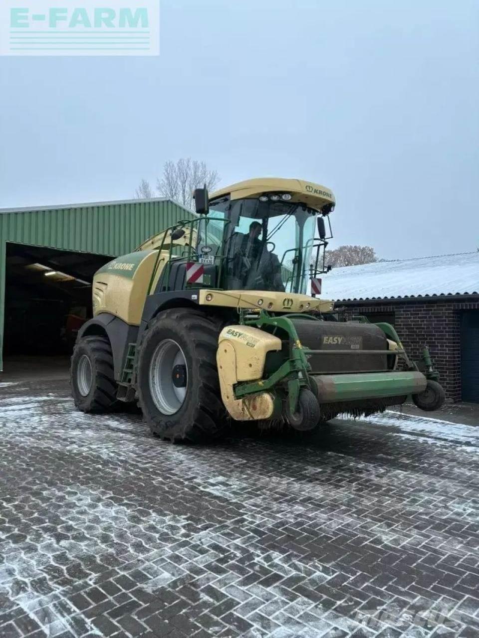 Krone big x 630 Stroji za krmo na lastni pogon