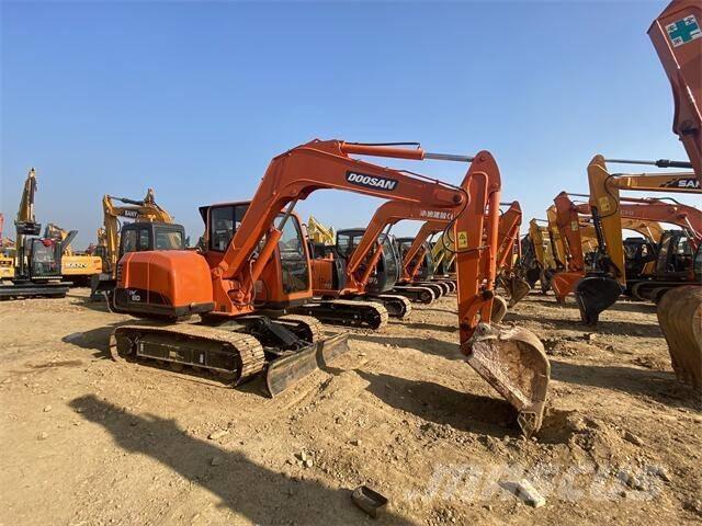 Doosan DX80 Midi bagri 7t – 12t