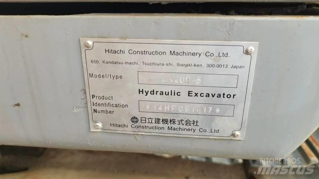 Hitachi EX 200-5 Bagri goseničarji