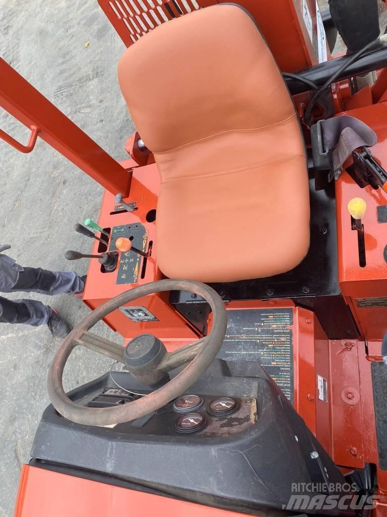 Ditch Witch RT45 Freze za kopanje jarkov Trenčerji
