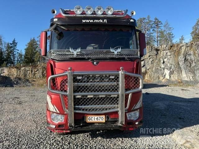 Sisu CK16M 8*4 Kiper tovornjaki