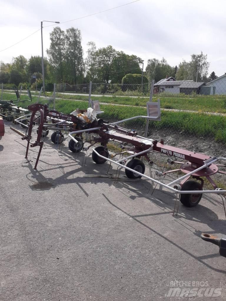 Pronar PWP 770 Obračalniki in zgrabljalniki