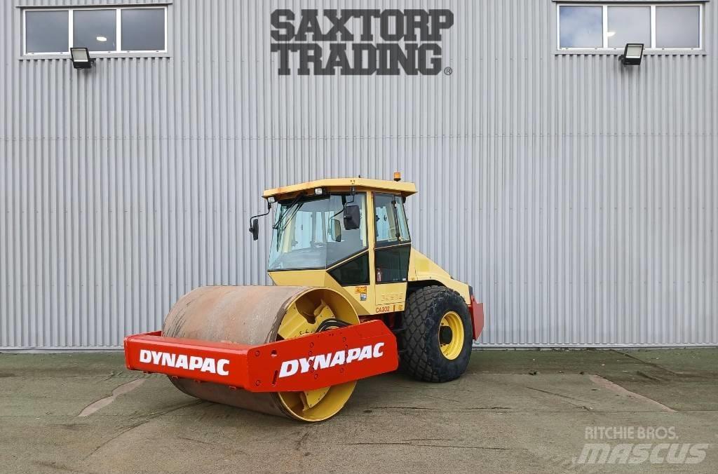 Dynapac CA302 D, Vält Enojni valjarji