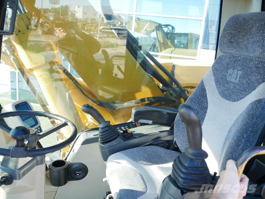 CAT M 316 C Bagri na kolesih