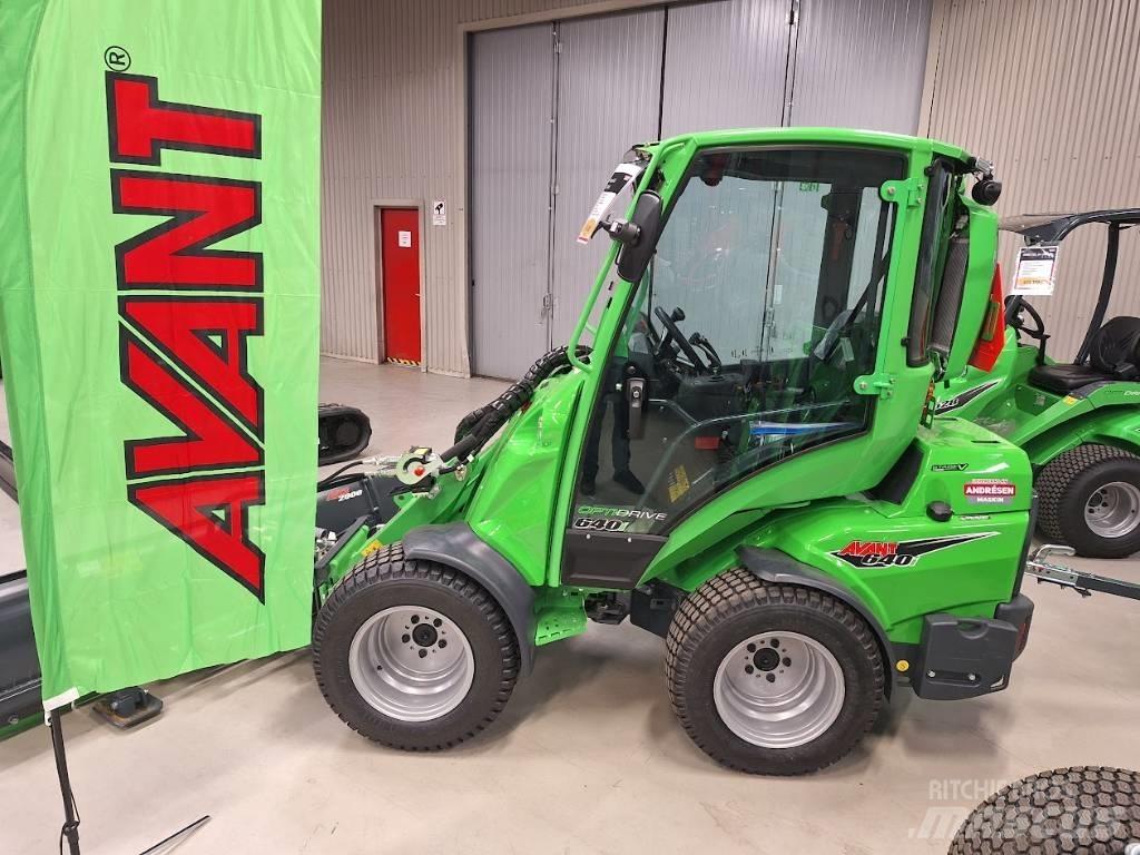 Avant 640i Skid steer mini nakladalci