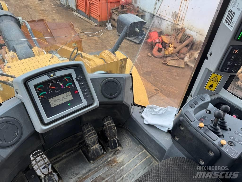 CAT 966 K Kolesni nakladalci