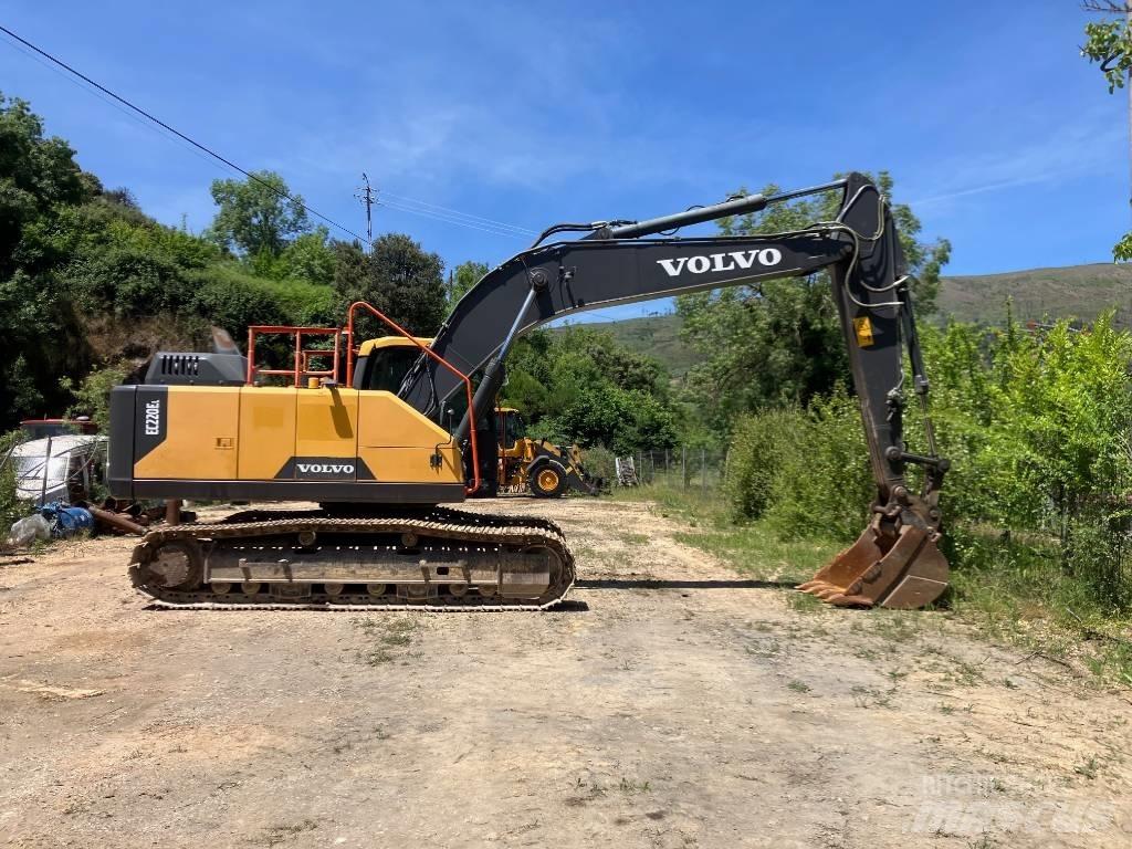 Volvo EC 220 E Bagri goseničarji