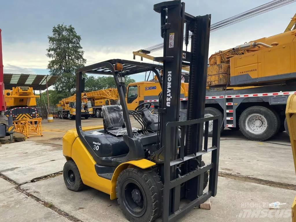 Komatsu FD 30 T-14 Dizelski viličarji