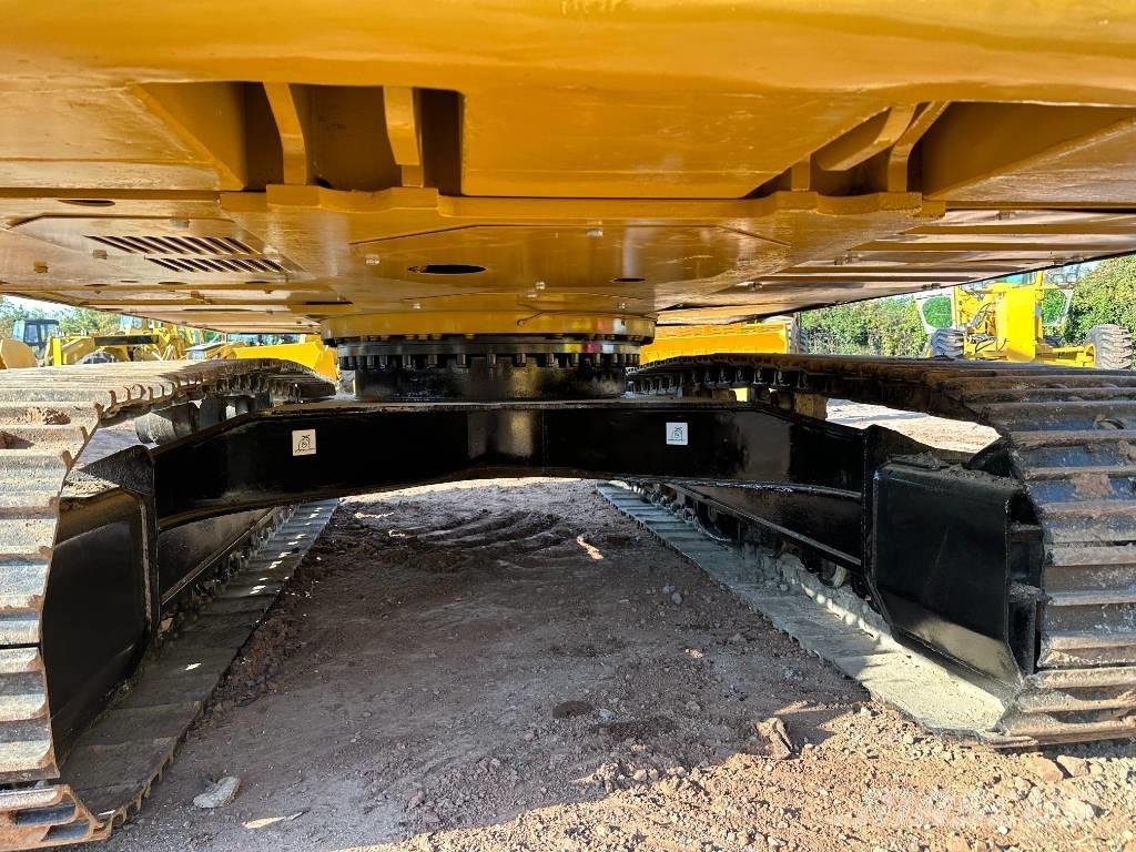 CAT 320D Bagri goseničarji