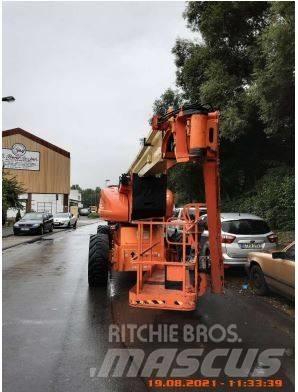 JLG 1250 AJP Zglobne dvižne ploščadi
