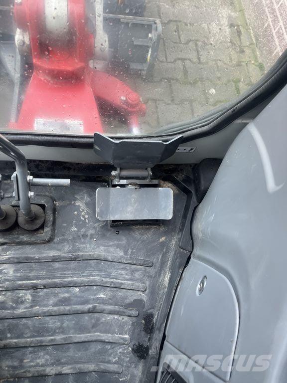 Takeuchi TB216 Mini bagri <7t