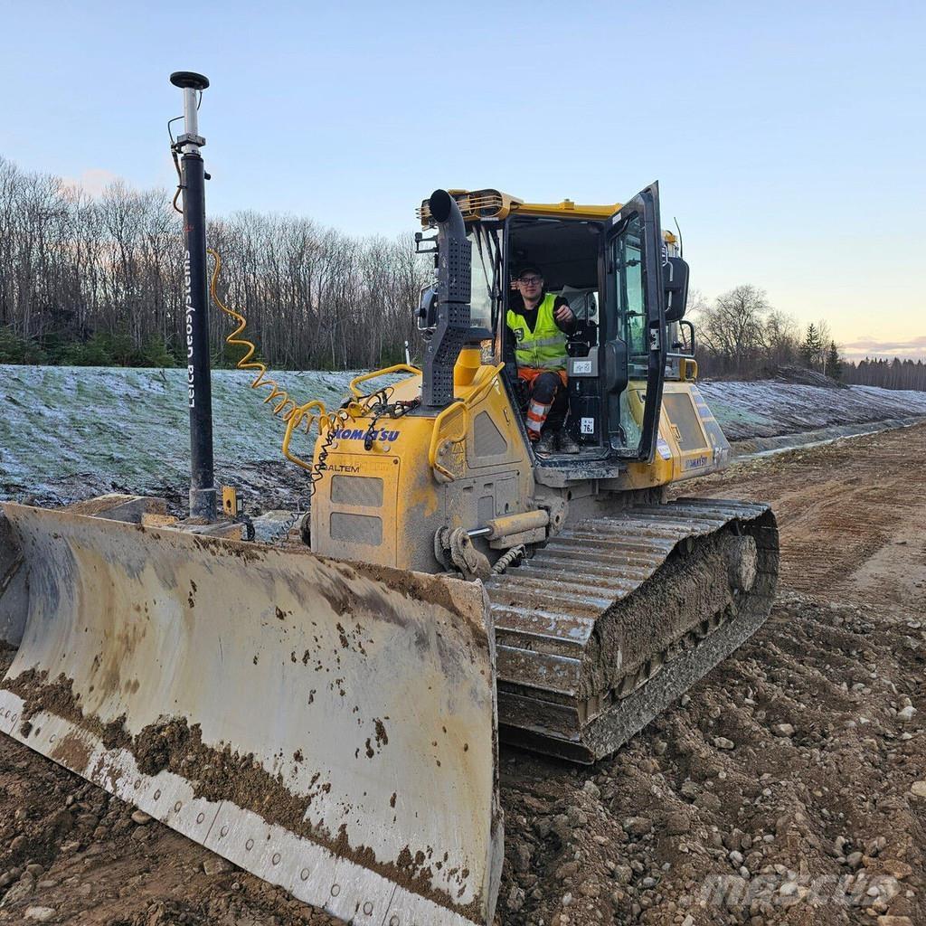 Komatsu D51 Buldožerji goseničarji