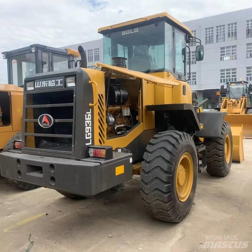 SDLG 936L Kolesni nakladalci