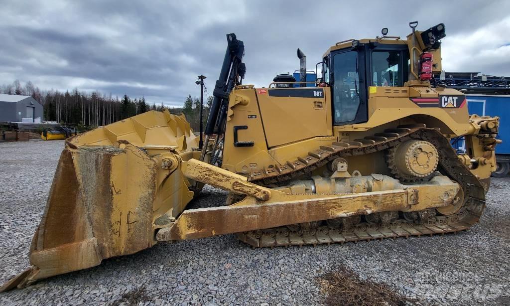 CAT D 8 T Buldožerji goseničarji