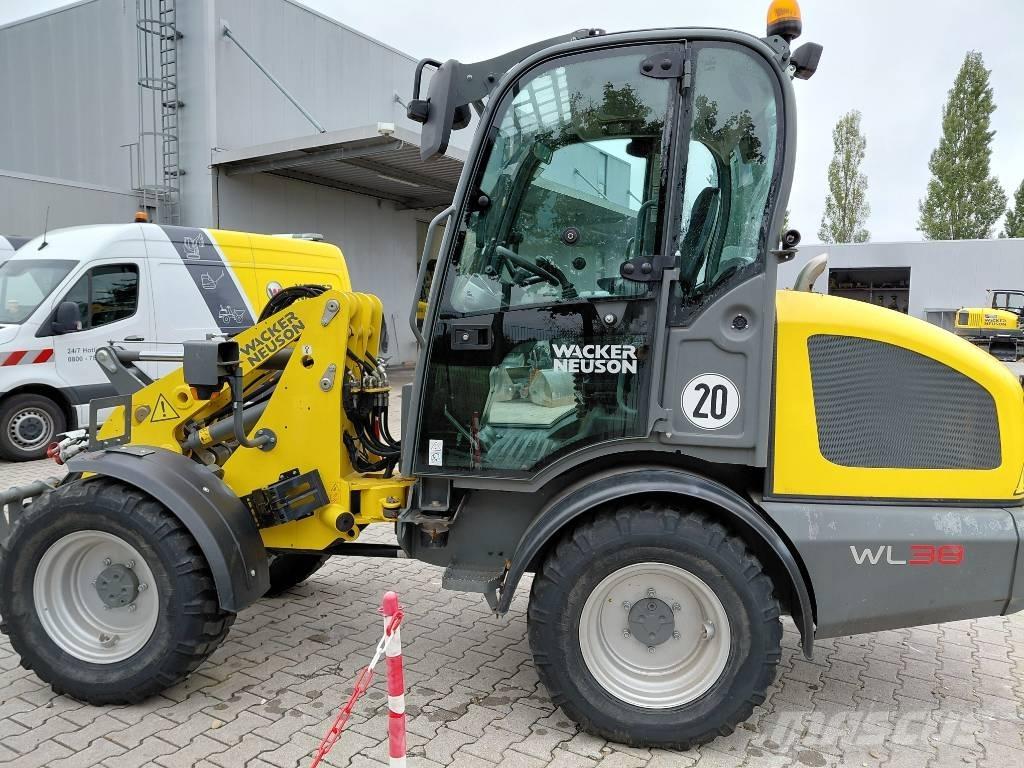 Wacker Neuson WL38 Kolesni nakladalci
