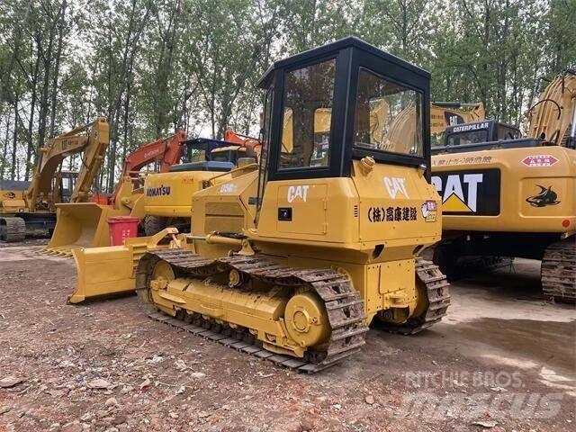 CAT D 5 G Buldožerji goseničarji