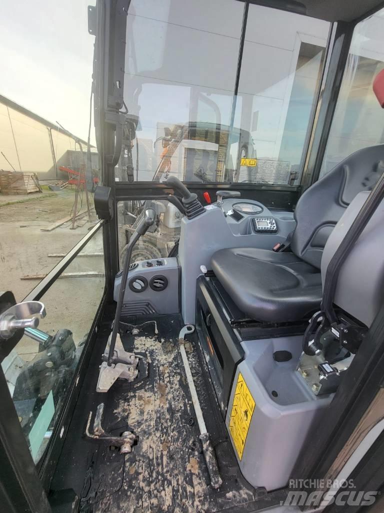 Bobcat E 19 Mini bagri <7t