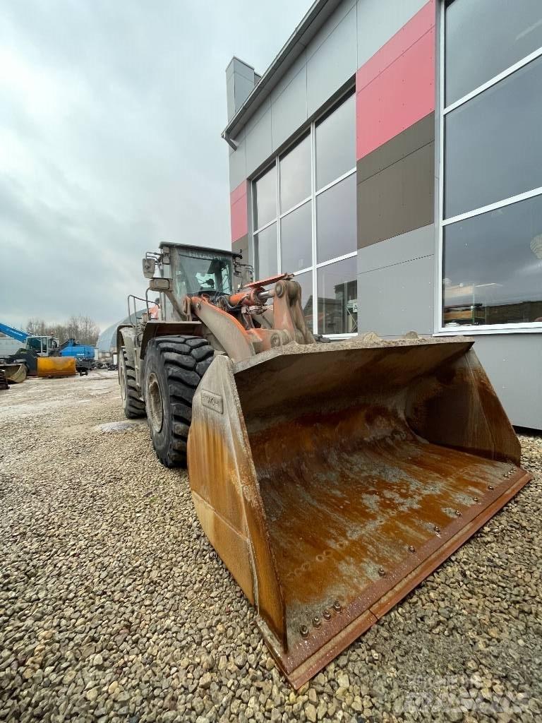 Hitachi ZW 310-6 Kolesni nakladalci