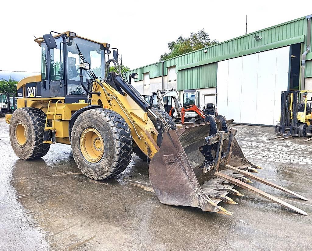 CAT 930 G Kolesni nakladalci