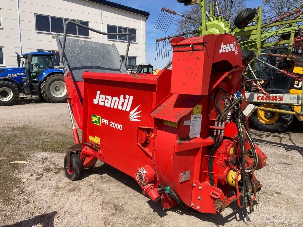 Jeantil PR 2000 Rezač za bale, oprema za rezanje in odvijanje bal