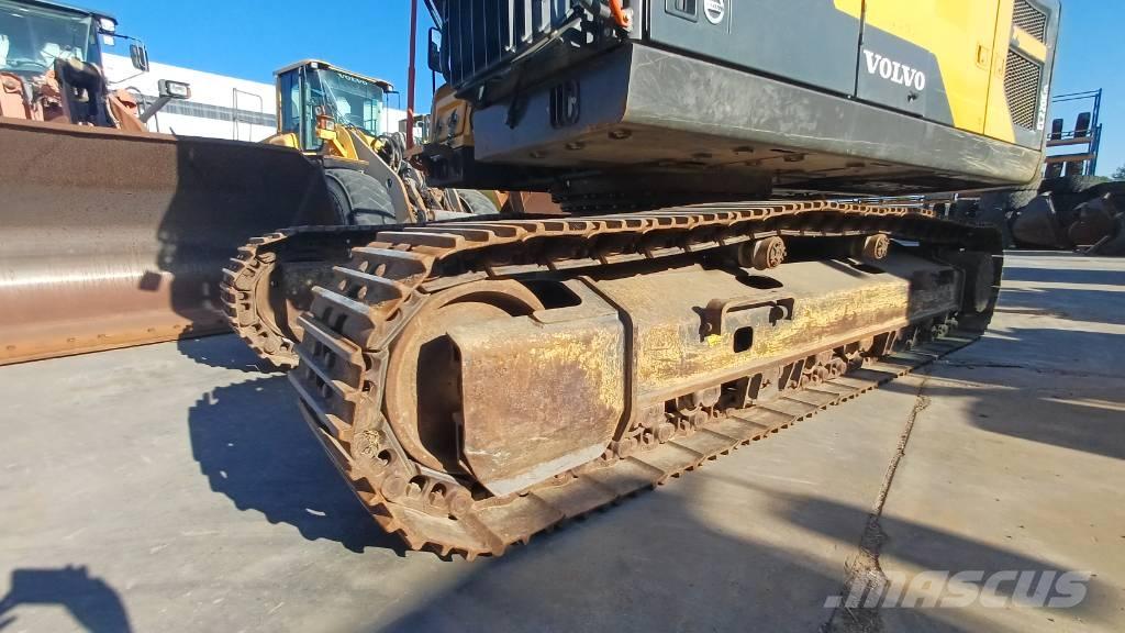 Volvo EC 220 E Bagri goseničarji