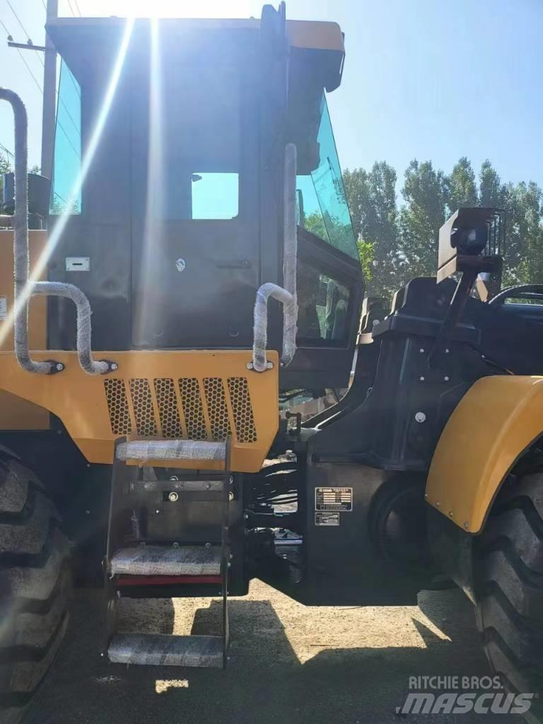 XCMG ZL50GN Kolesni nakladalci
