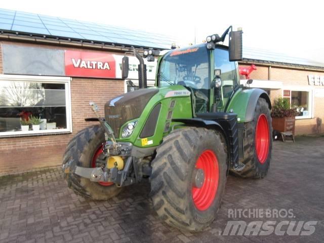 Fendt 718 S4 Traktorji
