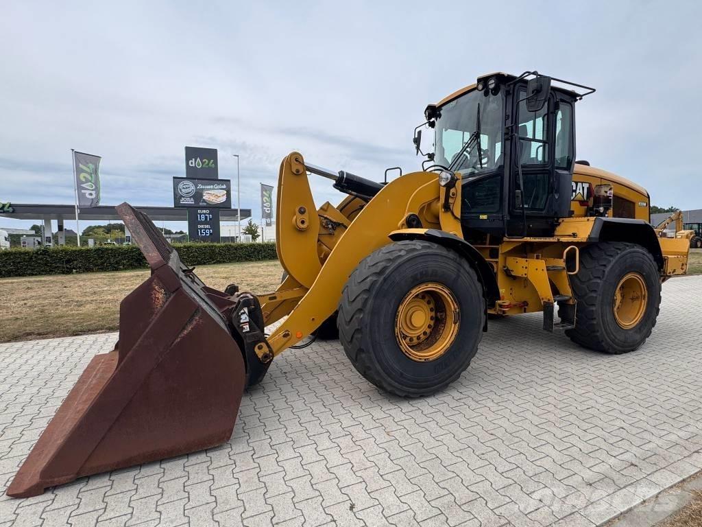 CAT 938 M Kolesni nakladalci
