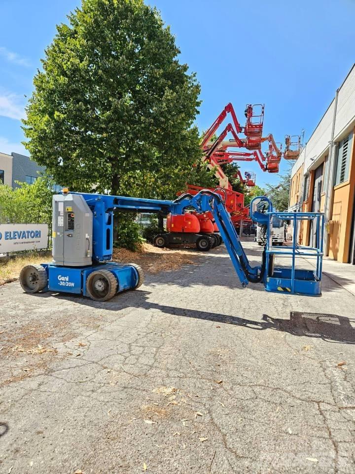 Genie Z 30/20 N RJ Zglobne dvižne ploščadi