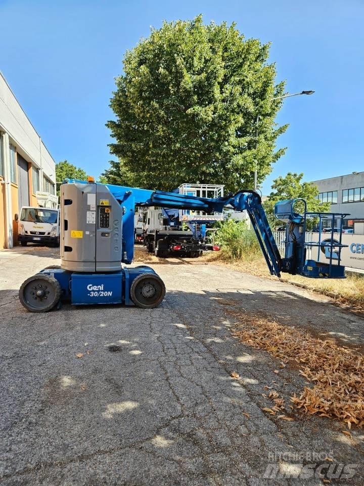 Genie Z 30/20 N RJ Zglobne dvižne ploščadi