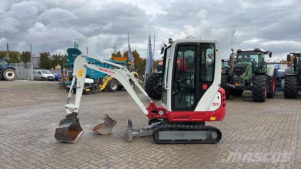 Takeuchi TB216 Mini bagri <7t
