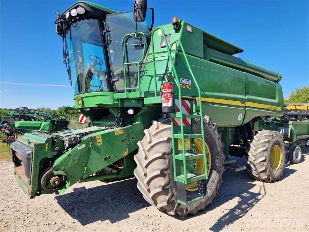 John Deere S690 Kombajni