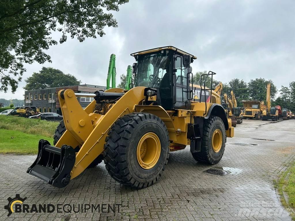 CAT 950M Kolesni nakladalci