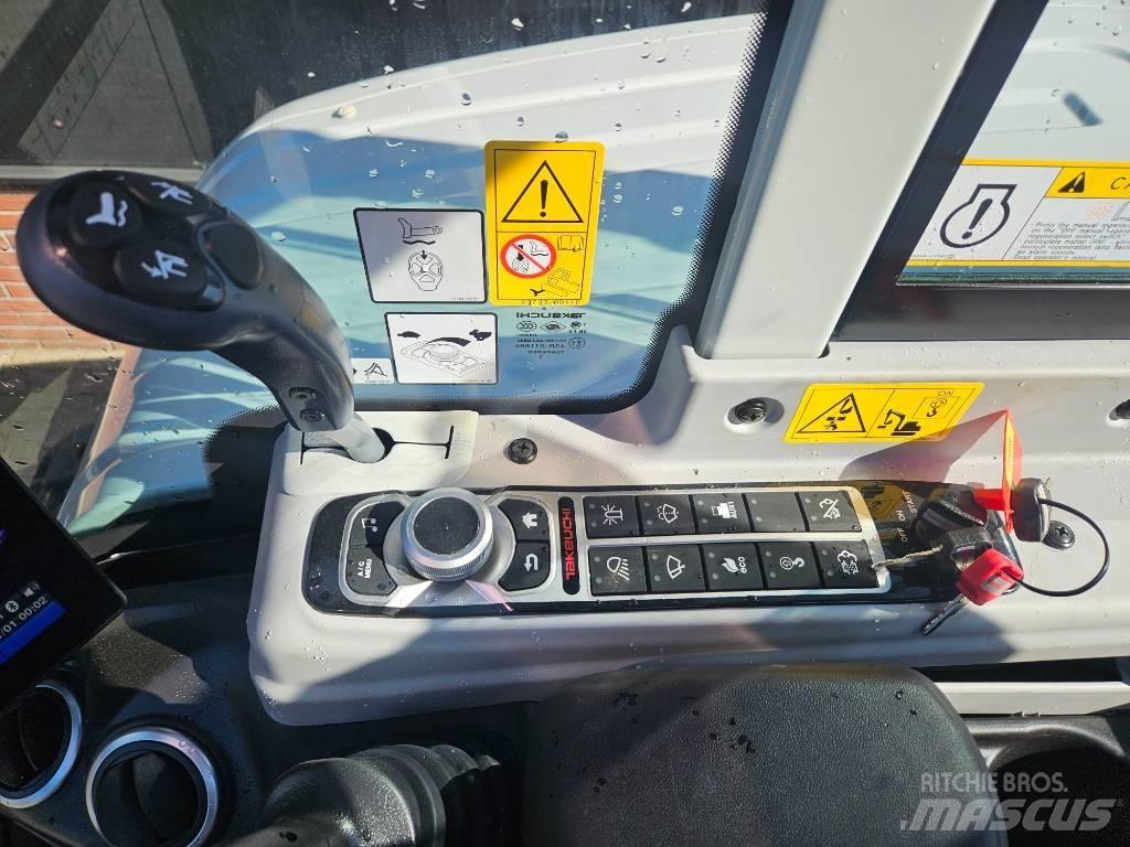 Takeuchi TB350R Demo Mini bagri <7t