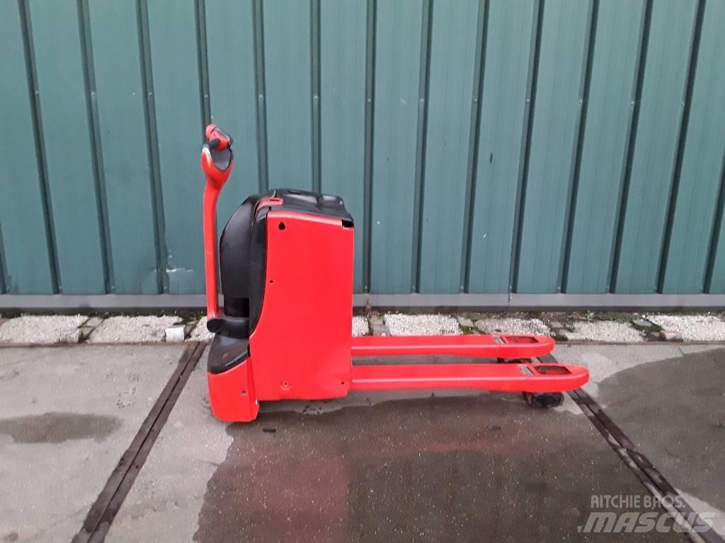 Linde T16 Električni nizko dvižni viličar