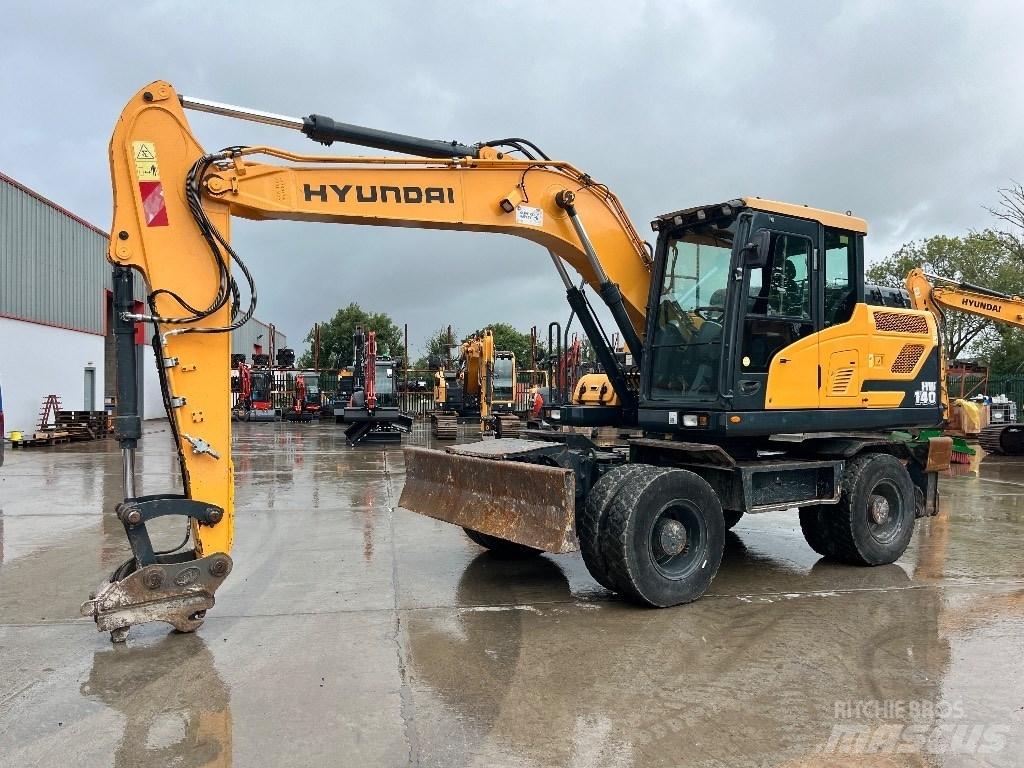 Hyundai HW140 Bagri na kolesih