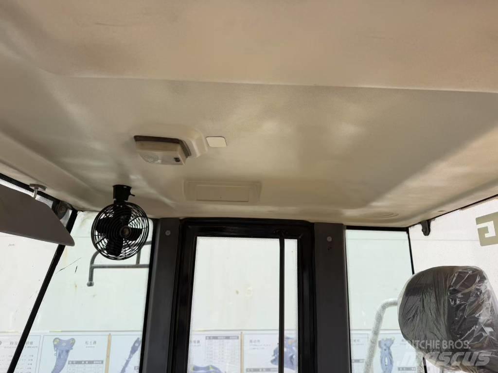 SDLG LG 956 L Kolesni nakladalci