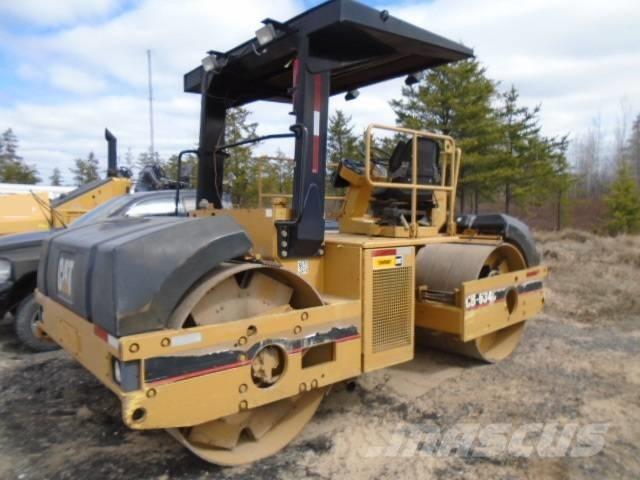 CAT CB 634 C Dvojni valjarji