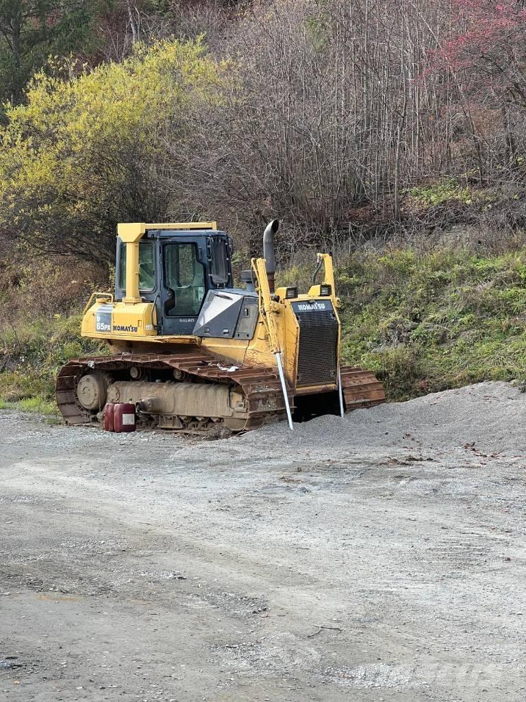 Komatsu D 65 PX Gosenice