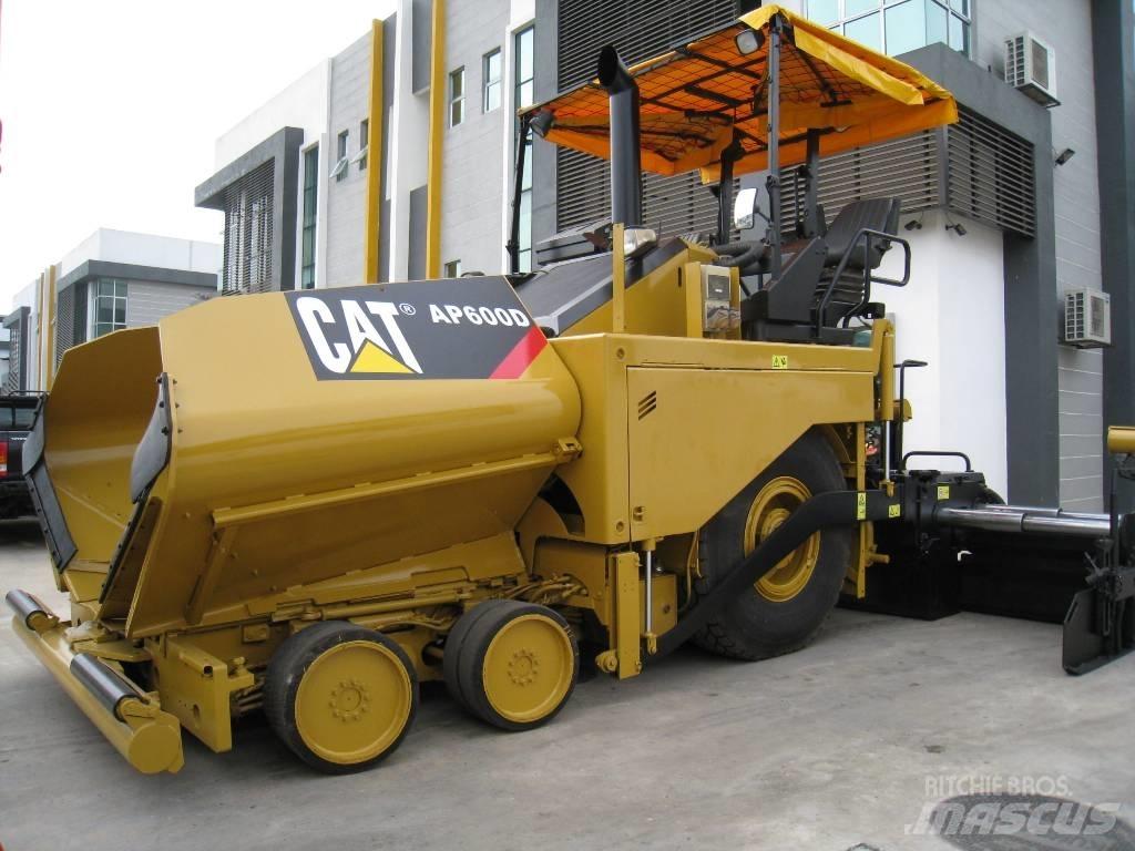 CAT AP 600 D Asfaltni finišerji