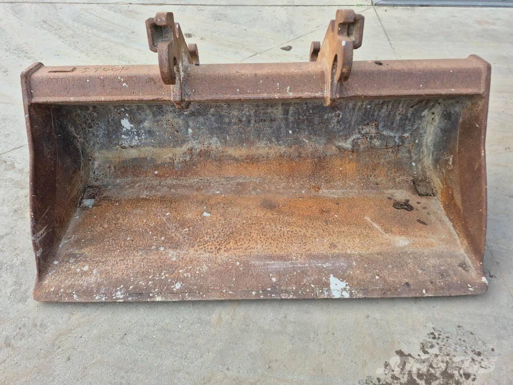 Pladdet kofferbak Žlice