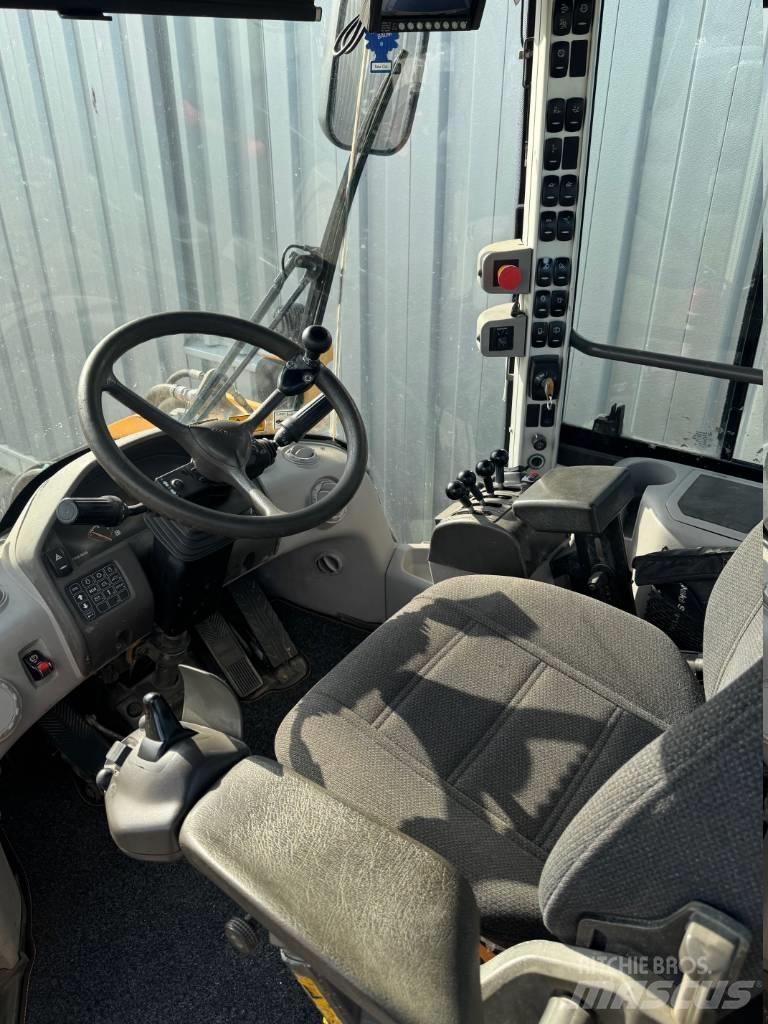 Volvo L 90 G Kolesni nakladalci