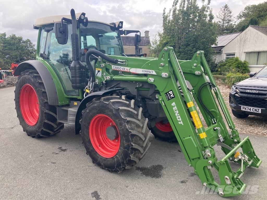 Fendt 211 Traktorji