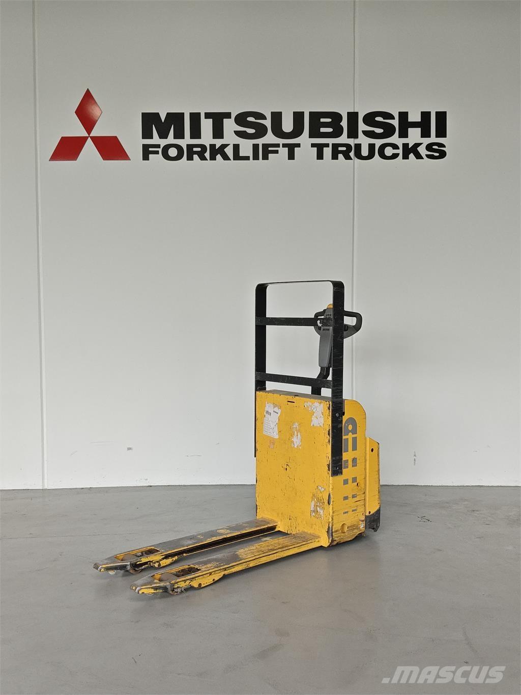 Atlet PLL180 Ročni električni viličar