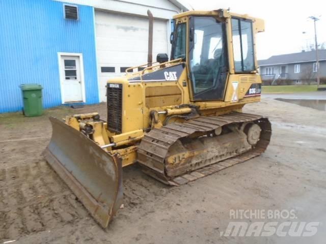 CAT D 3 G LGP Buldožerji goseničarji