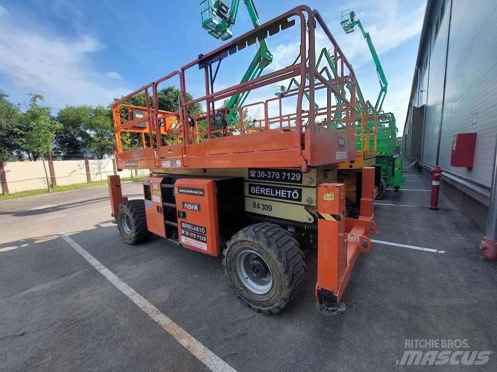 JLG 330 LRT Škarjaste dvižne ploščadi