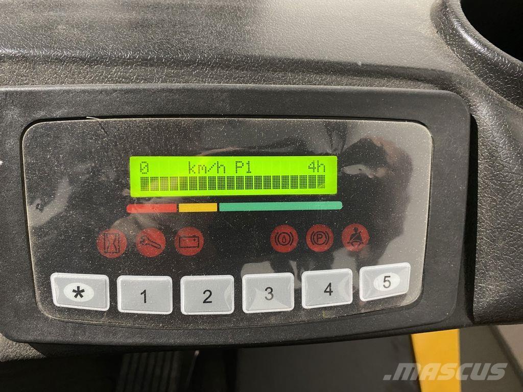 Hyundai 30B-7A Električni viličarji