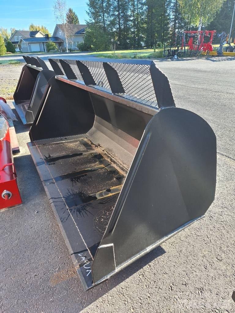 Hakki kauha 2600 Priključki za čelni nakladalec